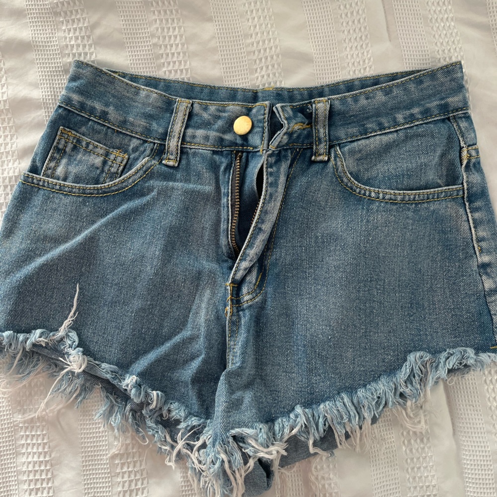 Jean shorts with flame design